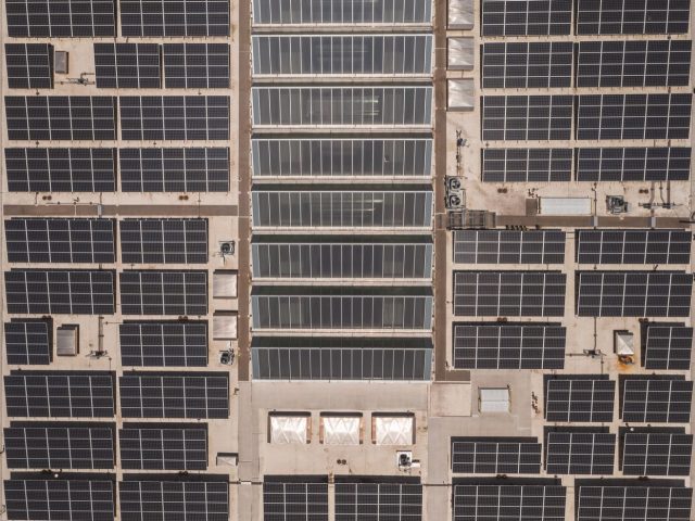 Comparatif chauffe-eau : solaire, thermodynamique et électrique