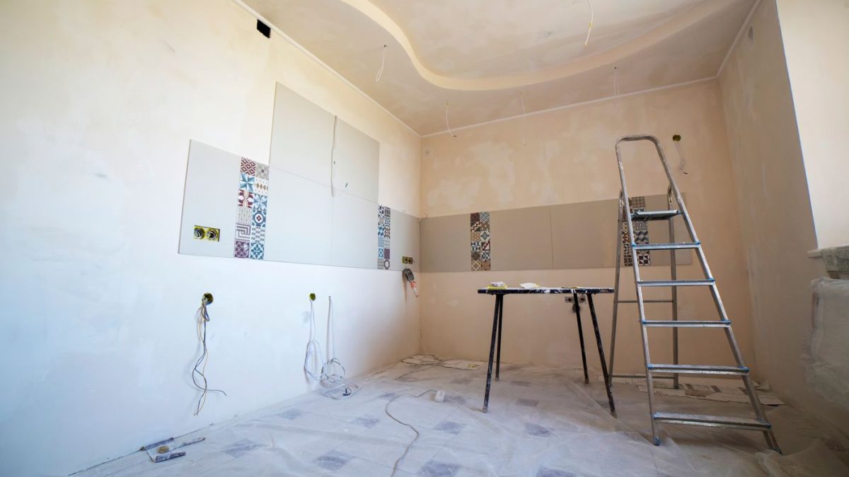 Devis de rénovation : les questions à se poser avant d'appeler un artisan