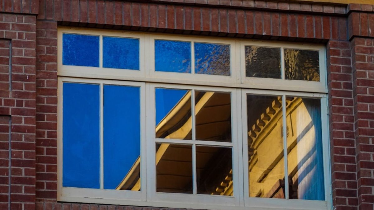 Comparatif fenêtres bois PVC aluminium — performances Uw