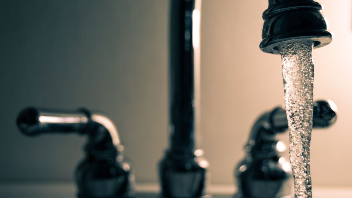 Entretien adoucisseur d'eau : combien de temps tient un appareil négligé ?